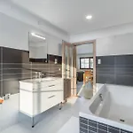 דירה Kokorin Apartments