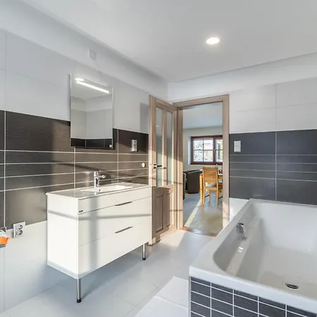 Apartament Kokorin Apartments